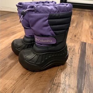 Columbia Purple and Black Winter Boots
